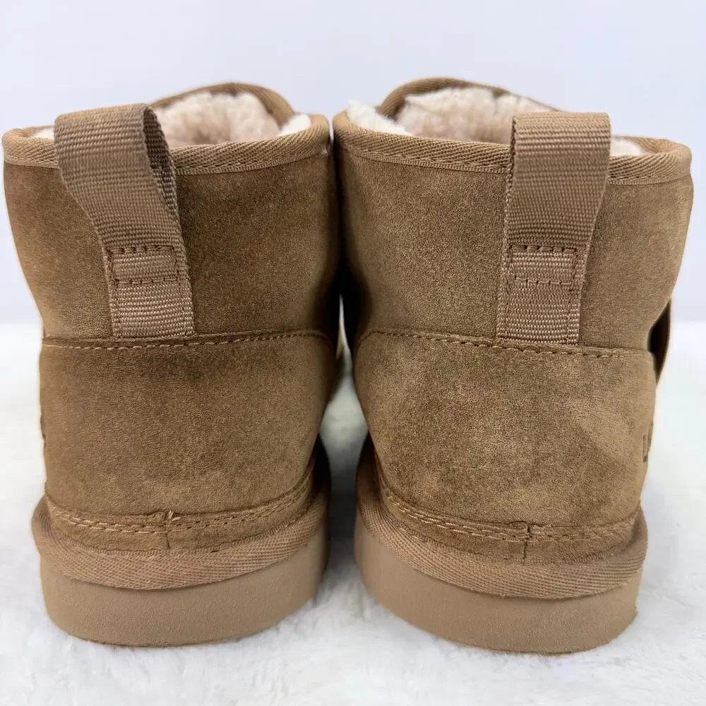 UGG Neumel II Spell Out Suede Chukka Ankle Boots Chestnut (1119392) Mens Size 12